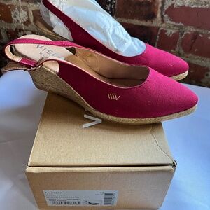 NWT Viscata, Espadrille Wedge, Cherry size 9 (40 EU)